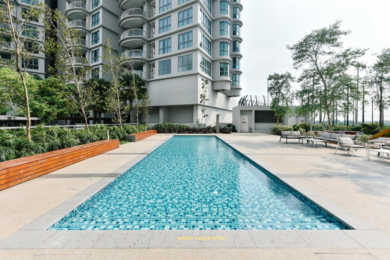 Teega Suites By Subhome Nusajaya  Exterior foto