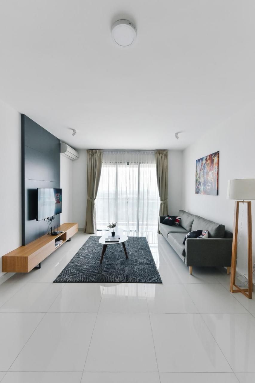 Teega Suites By Subhome Nusajaya  Exterior foto
