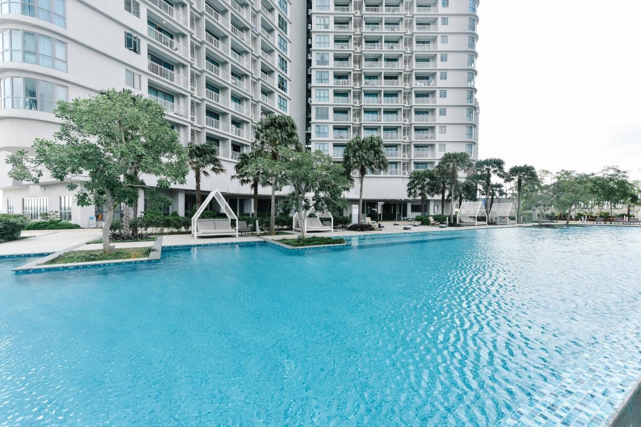 Teega Suites By Subhome Nusajaya  Exterior foto